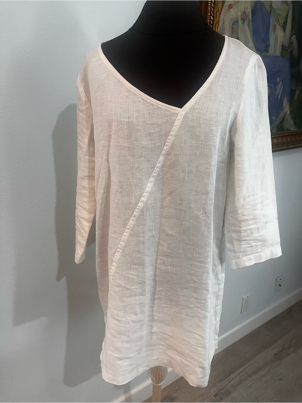 Cut Loose Asymmetrical Neck White Linen Tunic Small